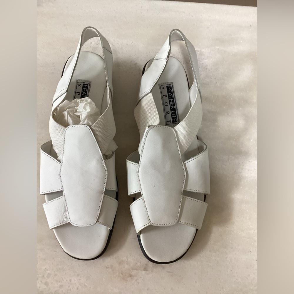 Women’s sandals